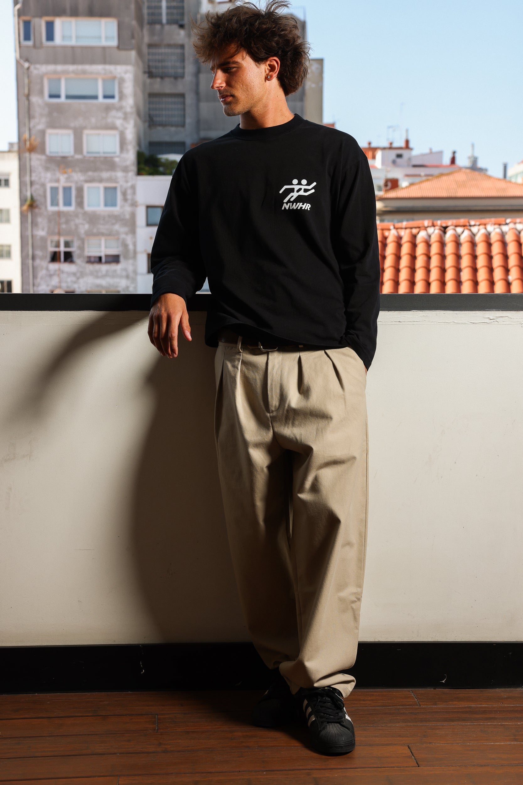 Pantalón chino beige