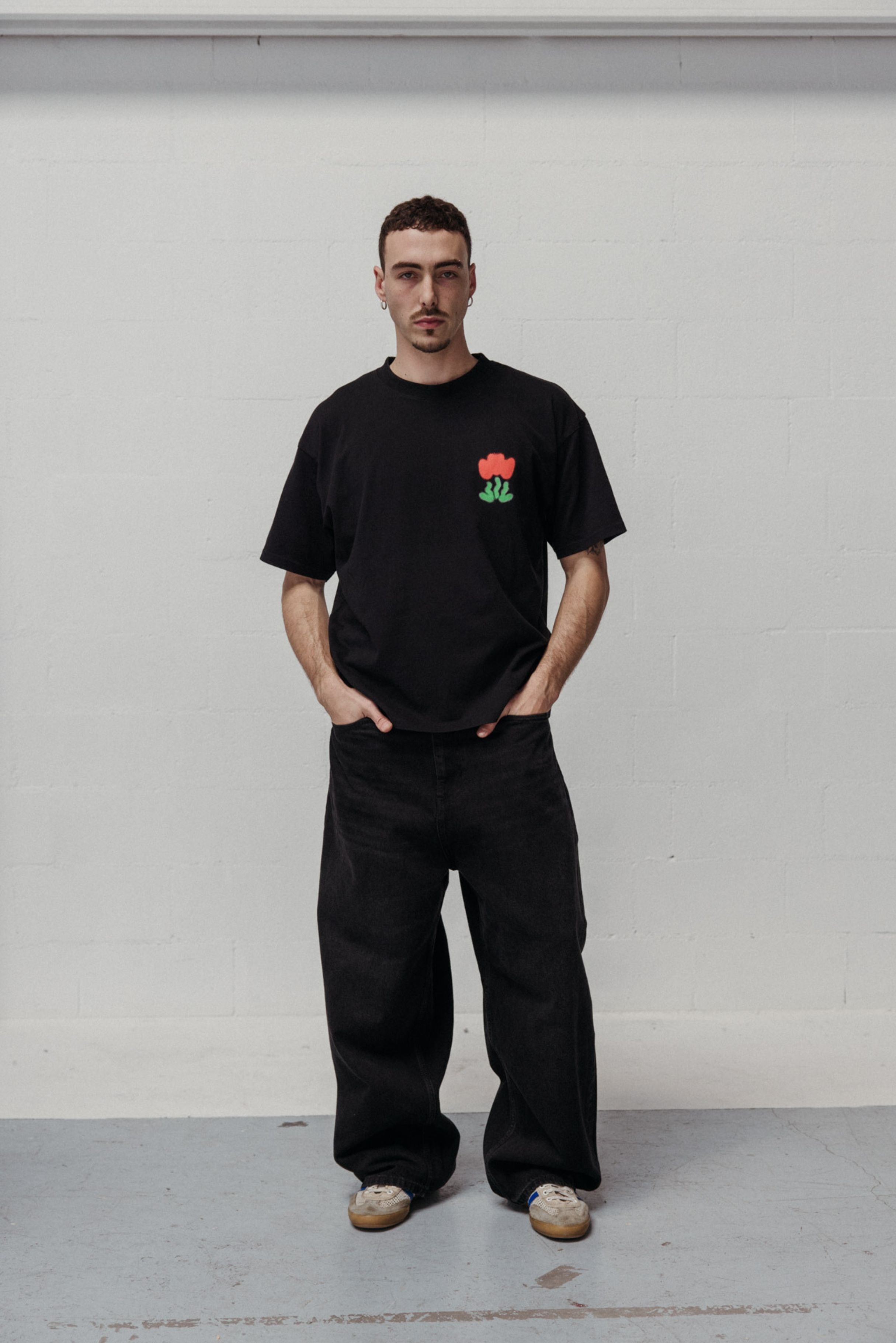 Tulip Black T-shirt