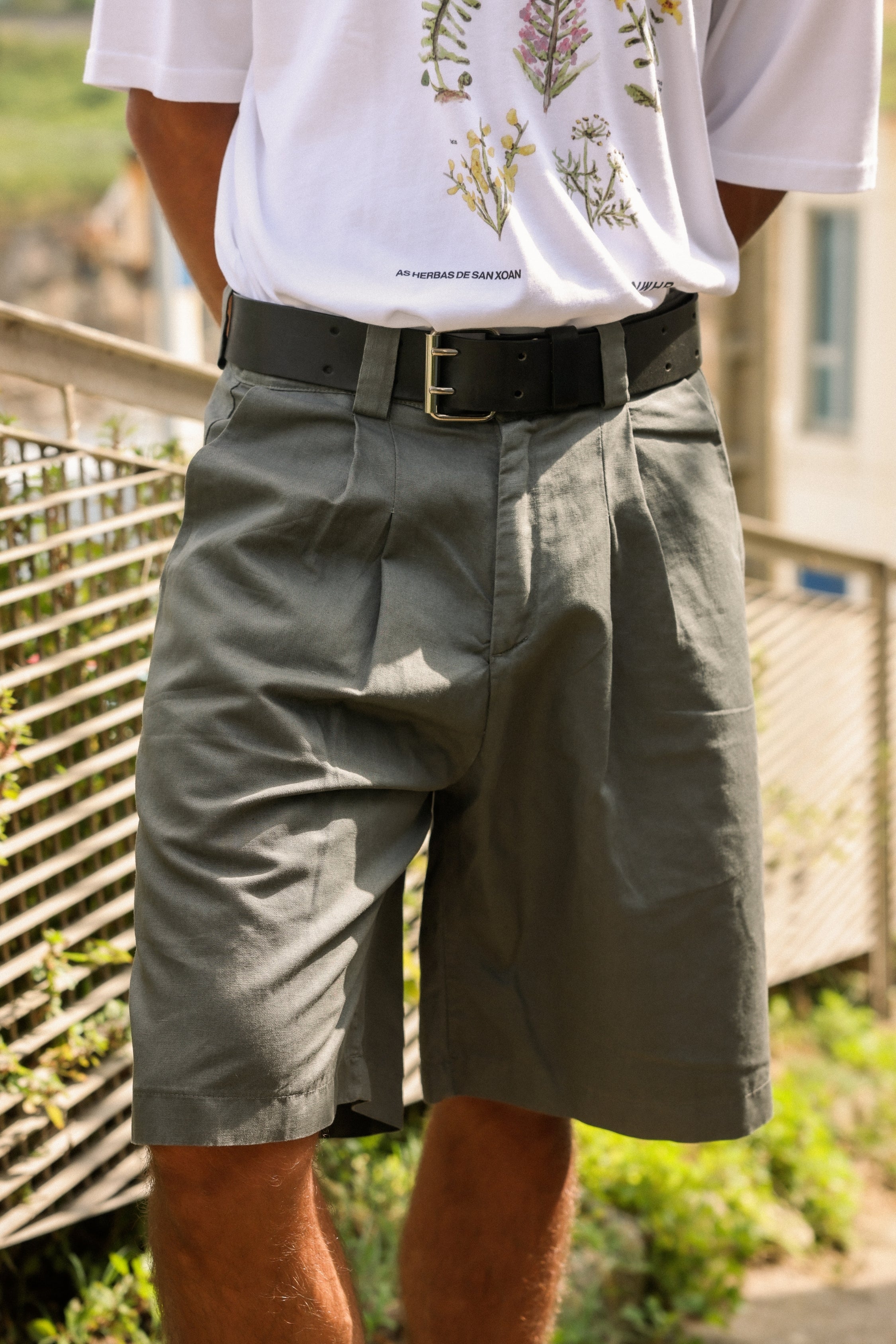 Pantalón corto tailored gris