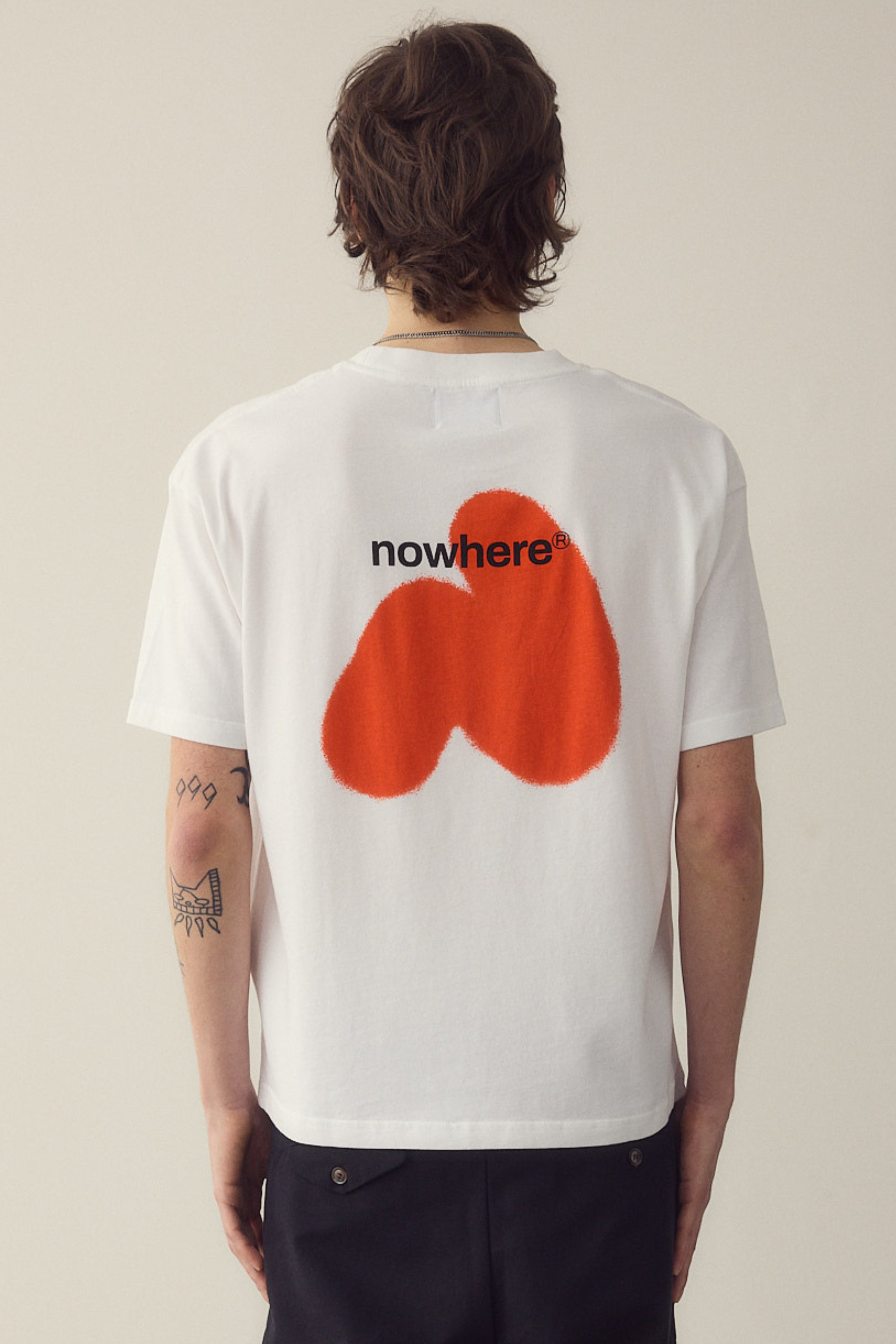 Nowhere spray red t-shirt