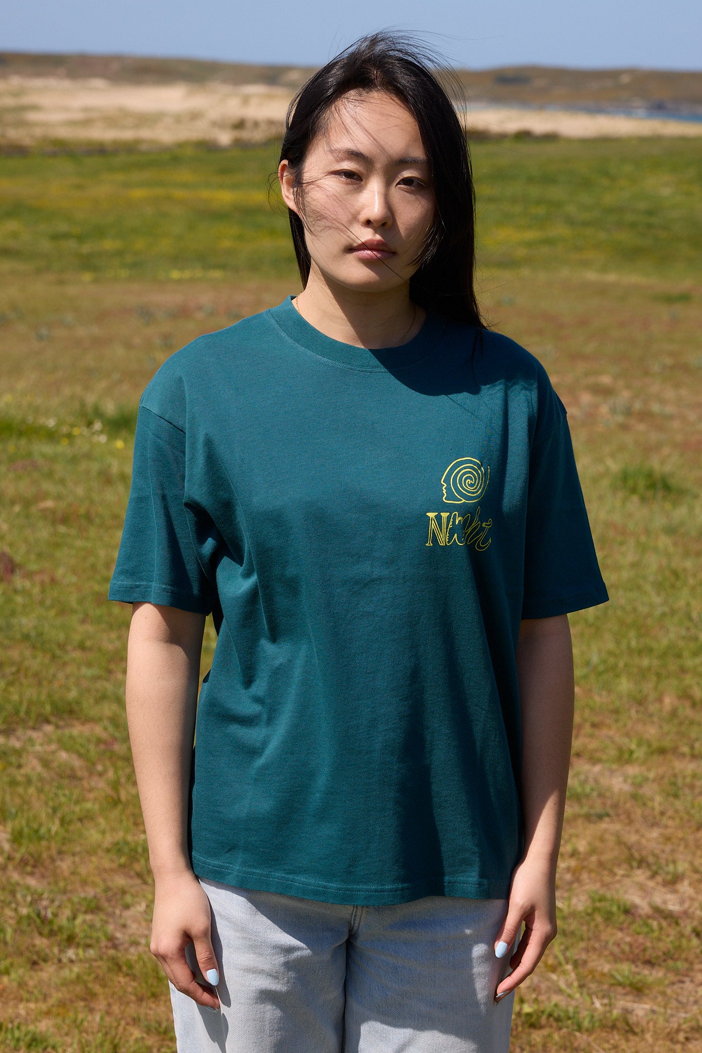 Camiseta looking for answers