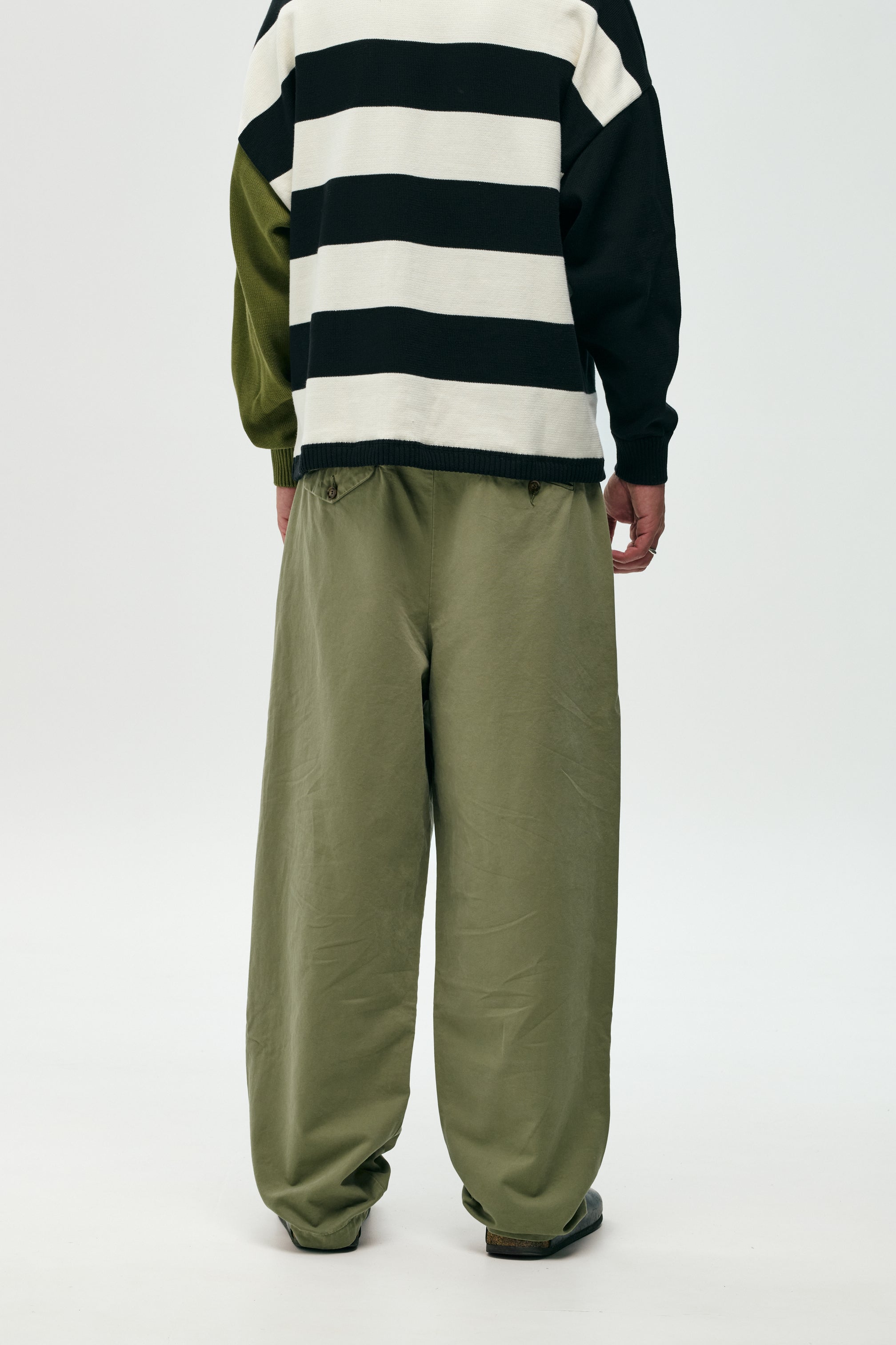 Pantalón chino verde lavado
