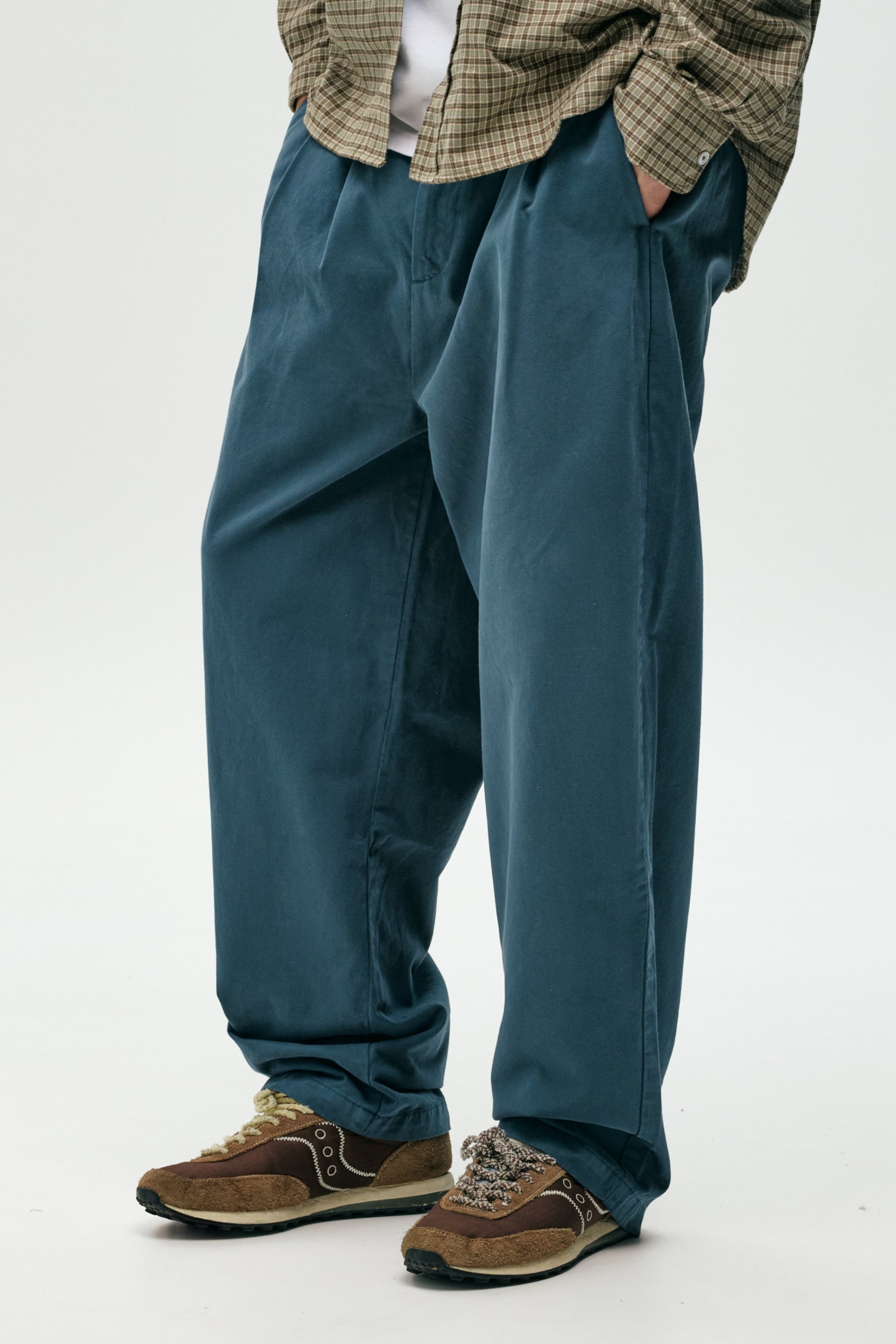 Pantalón chino navy lavado