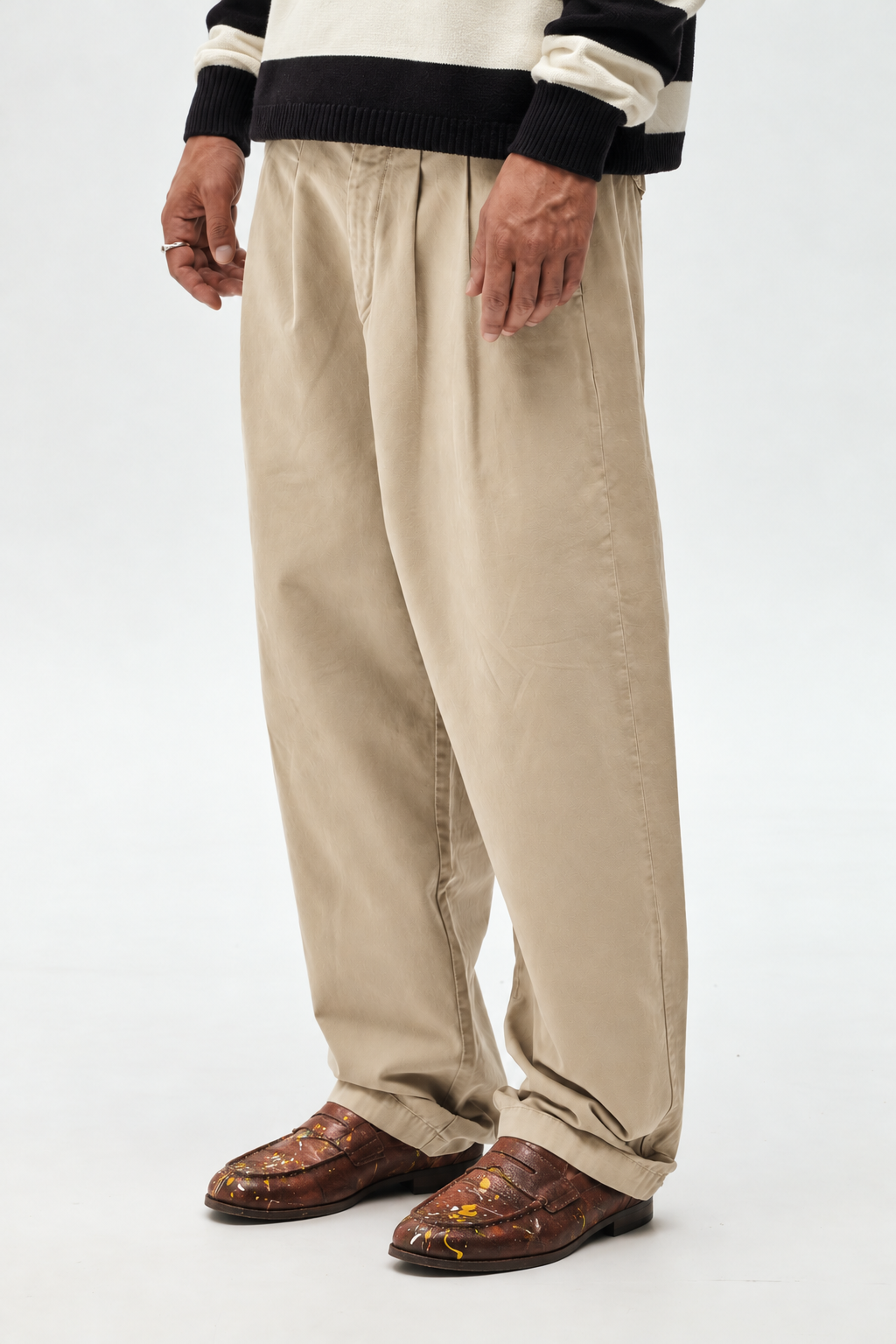 Pantalón chino beige