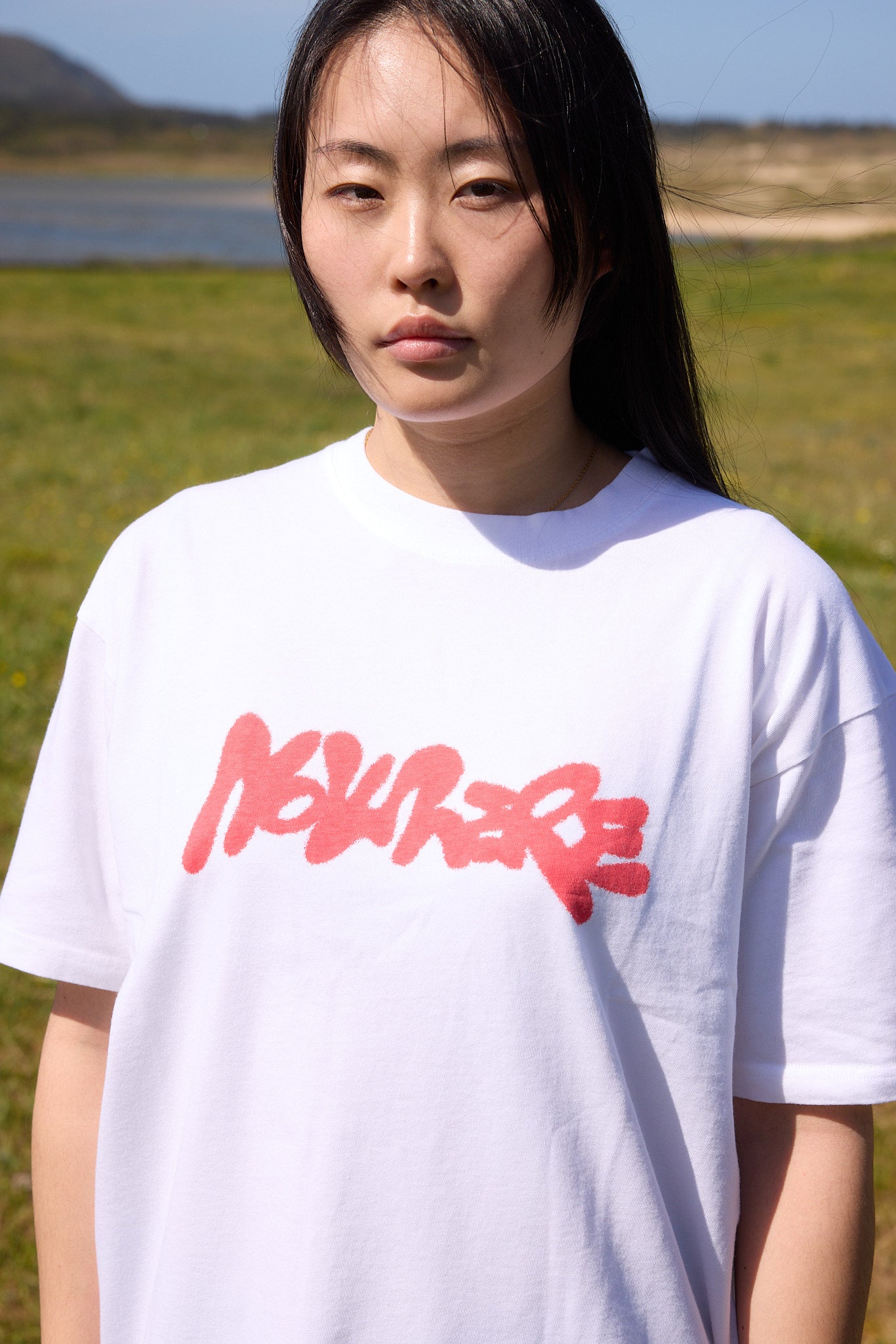 Camiseta nowhere spray