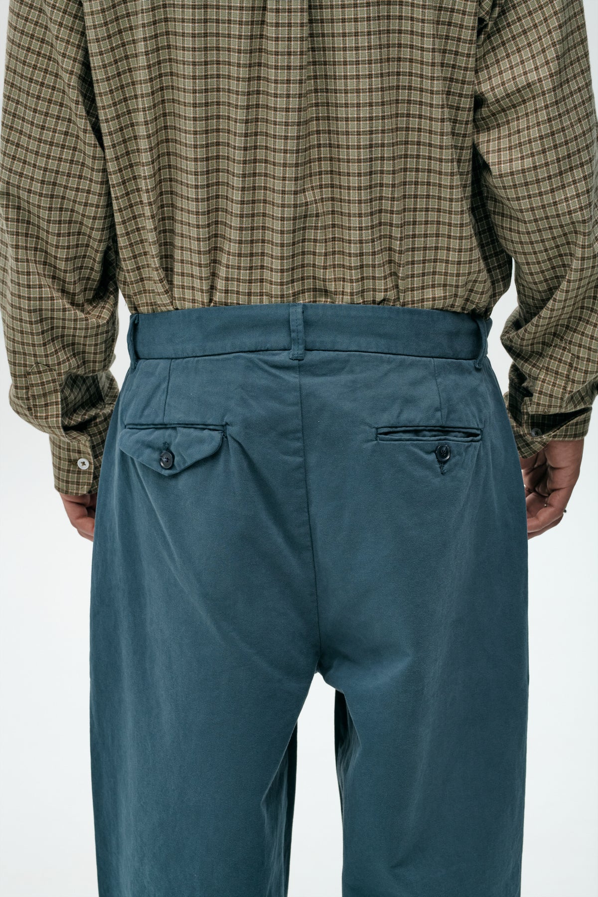 Pantalón chino navy lavado